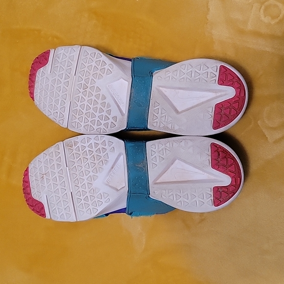 Nike Huarache Teal/Blue Sneakers Size 5.5 - Picture 4 of 7